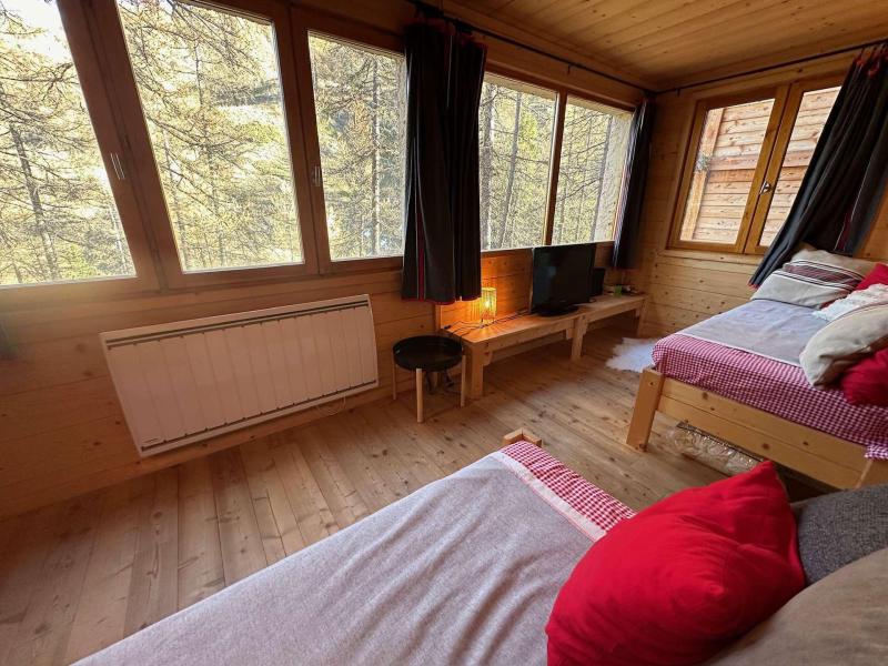 Vacances en montagne Chalet 5 pièces 12 personnes - Chalet Le Flocon II - Vars - Cabine