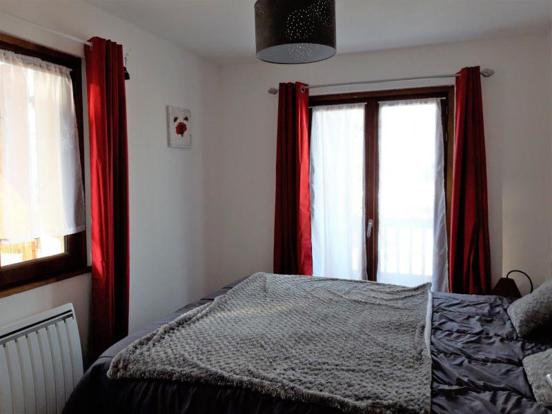 Holiday in mountain resort 4 room apartment 8 people - Chalet le Mont Emy - Albiez Montrond - Double bed