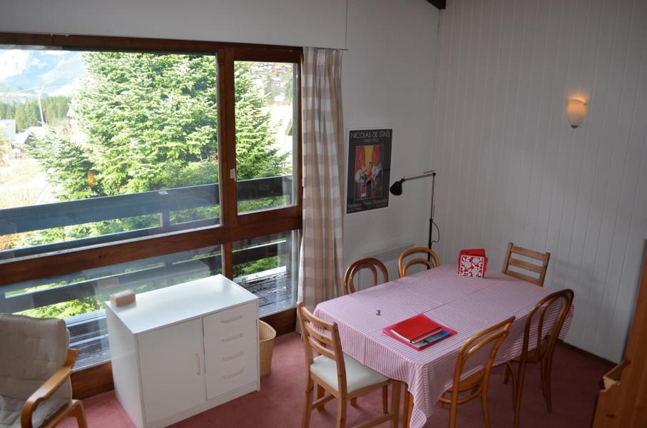 Vakantie in de bergen Chalet 4 kamers 6 personen - Chalet Le Numéro 5 - Châtel - Woonkamer