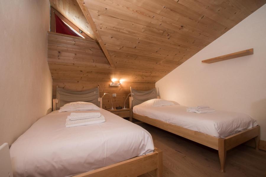 Holiday in mountain resort 4 room chalet 6 people - Chalet le Panorama - Chamonix - Bedroom