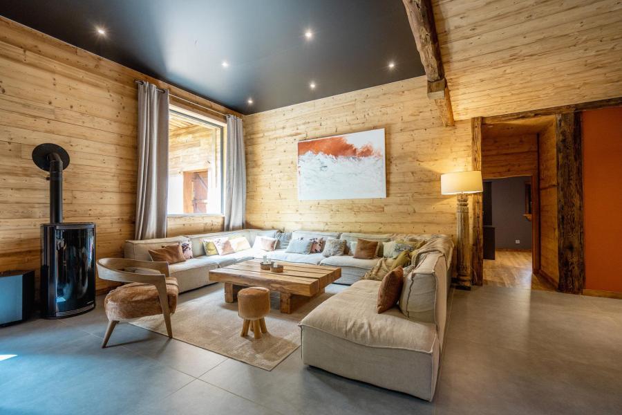 Holiday in mountain resort 7 room triplex chalet 14 people - Chalet Le Petit Bes - Les 2 Alpes - Living room