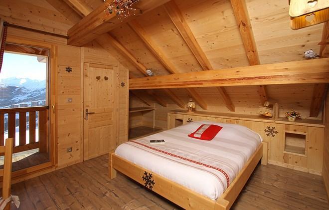 Holiday in mountain resort Chalet le Reflet des Aiguilles - La Toussuire - Bedroom