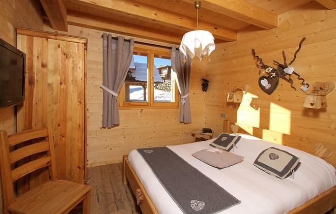 Holiday in mountain resort Chalet le Reflet des Aiguilles - La Toussuire - Double bed