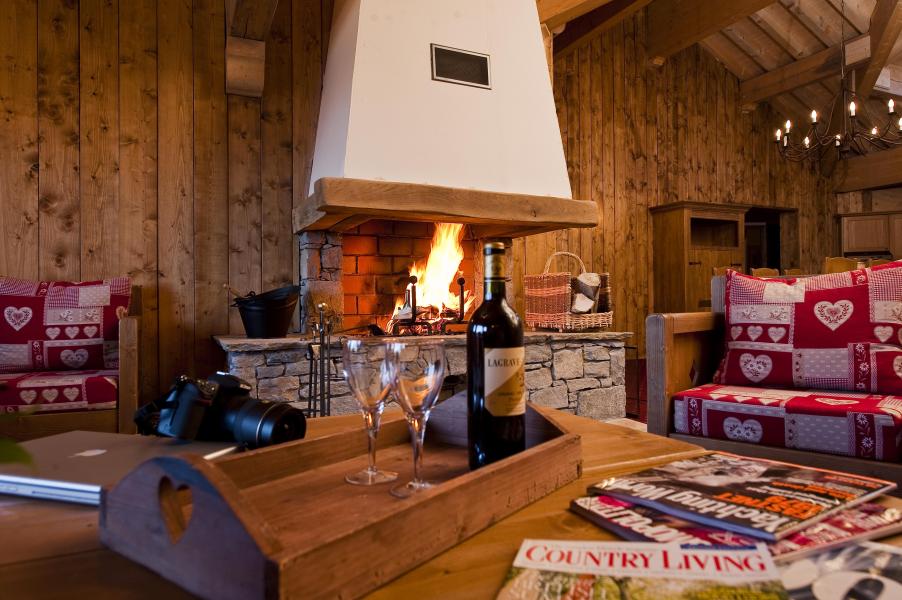 Vakantie in de bergen Appartement 7 kamers 12-14 personen - Chalet le Refuge la Rosière - La Rosière - Open haard