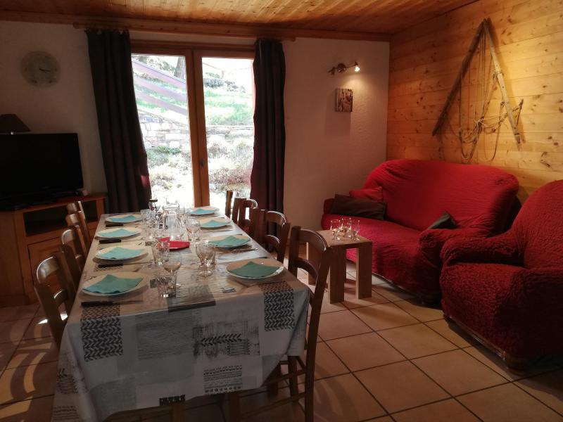 Urlaub in den Bergen 5-Zimmer-Appartment für 8 Personen (Gentiane) - Chalet le Renouveau - Saint Martin de Belleville - Tisch