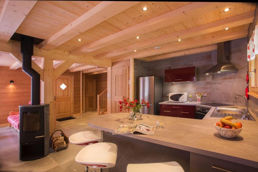 Holiday in mountain resort 4 room chalet 10 people - Chalet Le Savoyard - Châtel - Accommodation