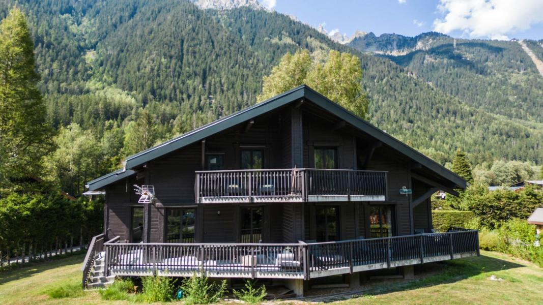 Rent in ski resort Chalet le Sorbier - Chamonix - Summer outside