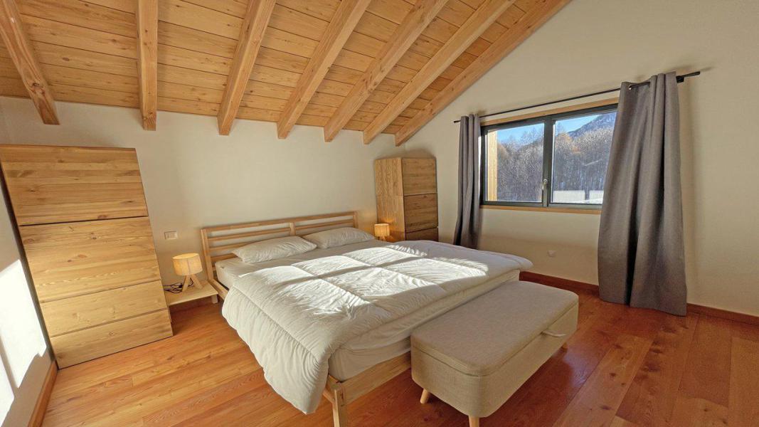 Vacanze in montagna Chalet su 2 piani 5 stanze per 12 persone - Chalet Le Tou - Puy-Saint-Vincent - Letto matrimoniale