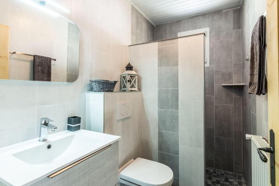 Holiday in mountain resort Studio cabin 3 people - Chalet le Val d'Or - Châtel - Shower room