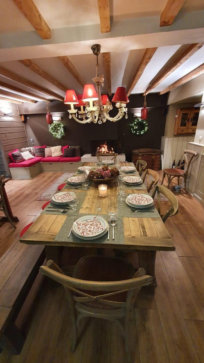Vacanze in montagna Chalet le Vieux Logis - Alpe d'Huez - Tavolo