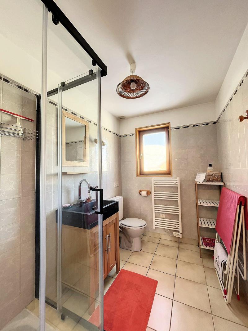 Vacaciones en montaña Apartamento 3 piezas para 4 personas - Chalet les Airelles - Le Corbier - Cuarto de ducha