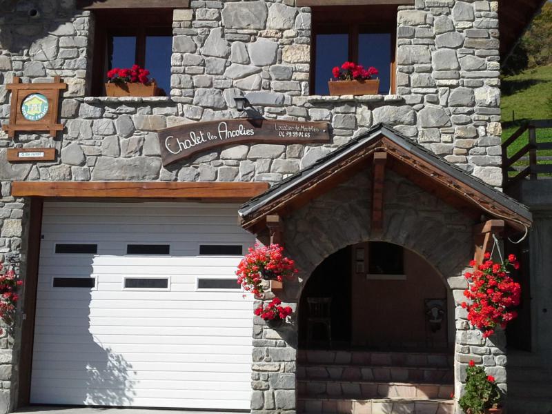 Аренда на лыжном курорте Апартаменты 5 комнат 8 чел. (LUPINS) - Chalet les Ancolies - Valloire - летом под открытым небом