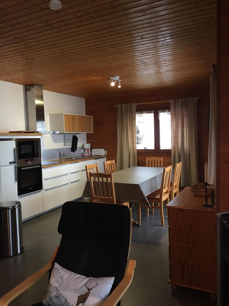 Holiday in mountain resort 3 room apartment 6 people - Chalet les Barbules - Châtel - Living room