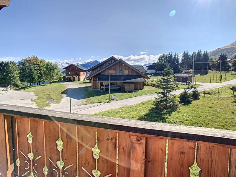 Rent in ski resort 4 room duplex chalet 10 people - Chalet les Bovates - La Toussuire - Summer outside
