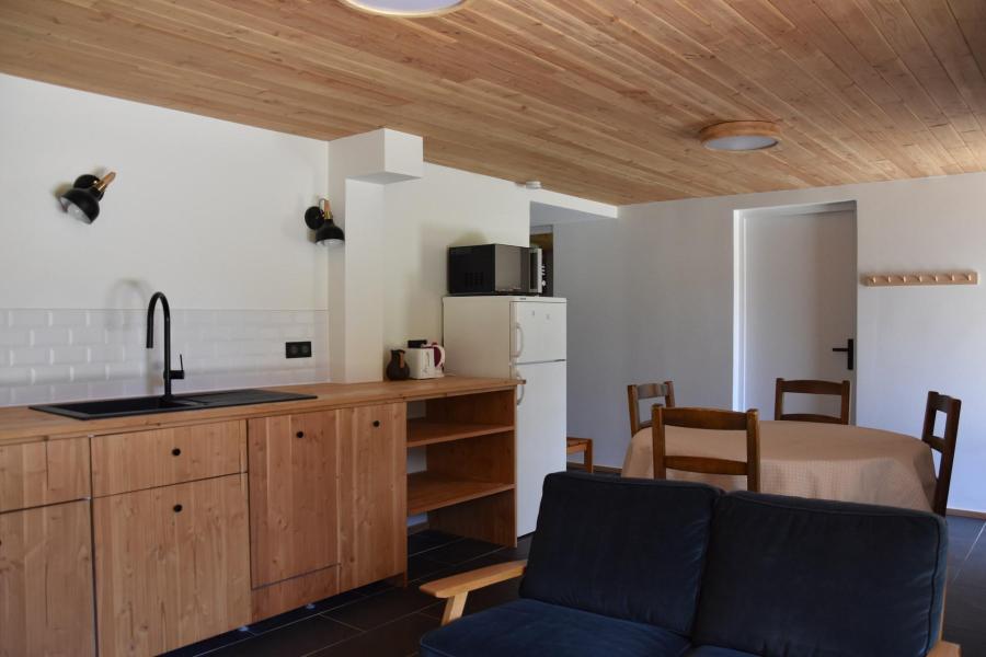 Holiday in mountain resort 3 room apartment 4 people (RDC) - Chalet les Cibalins - Pralognan-la-Vanoise - Living room