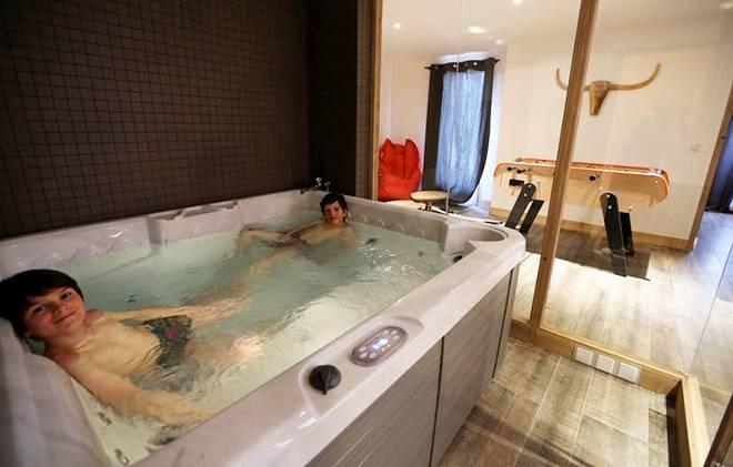 Holiday in mountain resort Chalet les Clots - Valloire - Relaxation