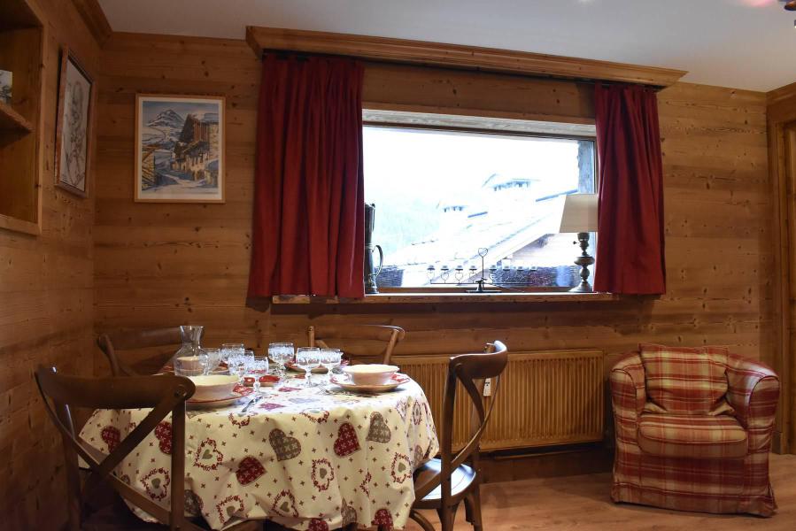 Urlaub in den Bergen 3-Zimmer-Appartment für 5 Personen (180-001) - Chalet les Colleys - Méribel - Wohnzimmer