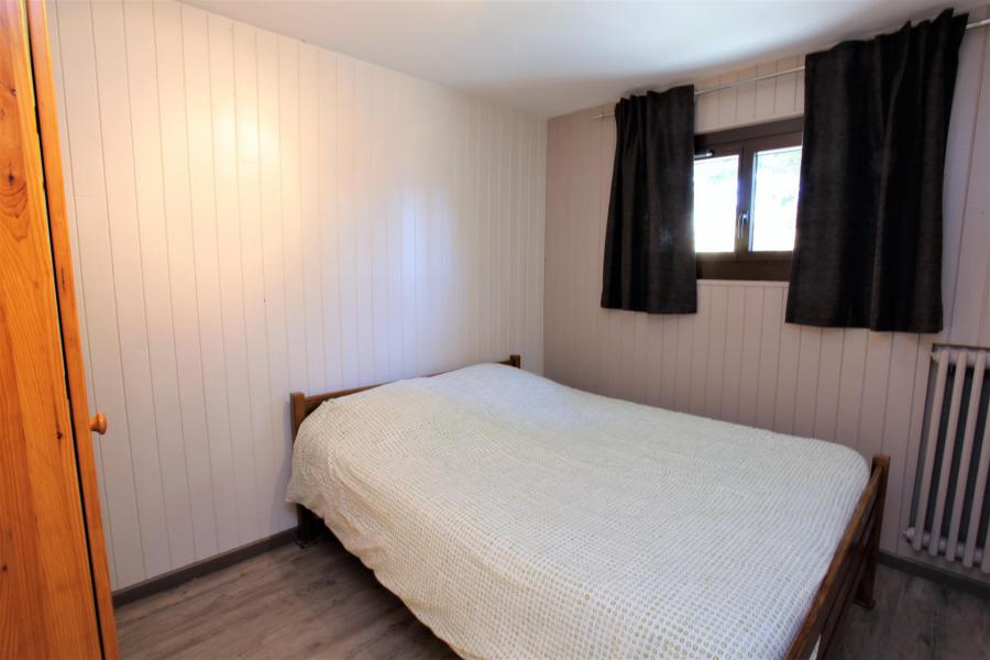 Holiday in mountain resort 3 room apartment 6 people (RDC) - Chalet les Embrunes - La Toussuire - Bedroom