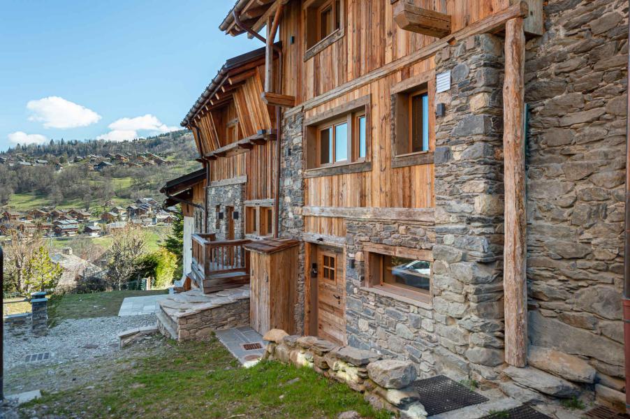 Rent in ski resort 4 room triplex chalet 6 people - Chalet les Girolles - Méribel - Summer outside