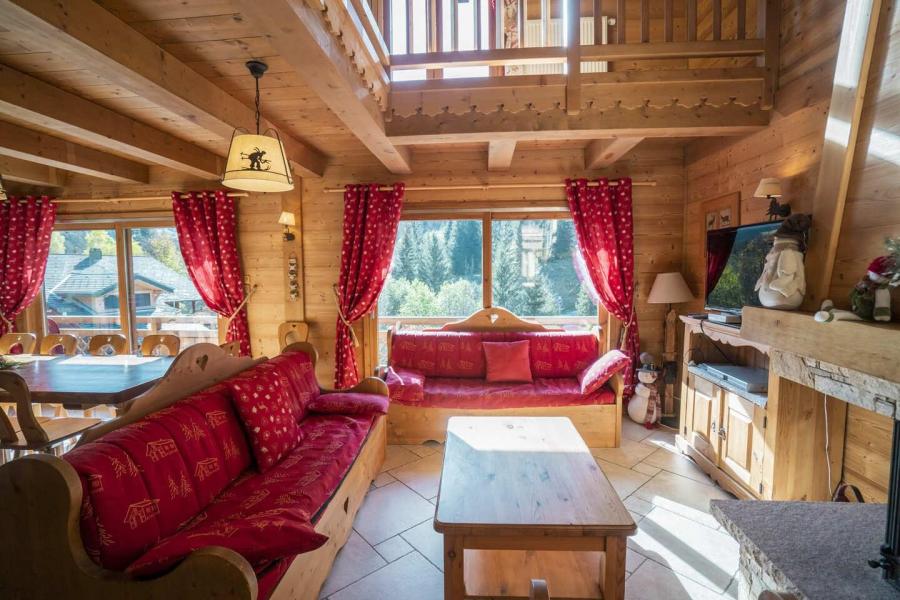 Holiday in mountain resort 6 room duplex chalet 15 people - Chalet Les Noisetiers - Châtel - Living room