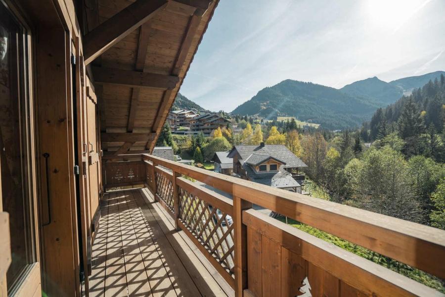 Vacanze in montagna Chalet su 2 piani 6 stanze per 15 persone - Chalet Les Noisetiers - Châtel - Balcone