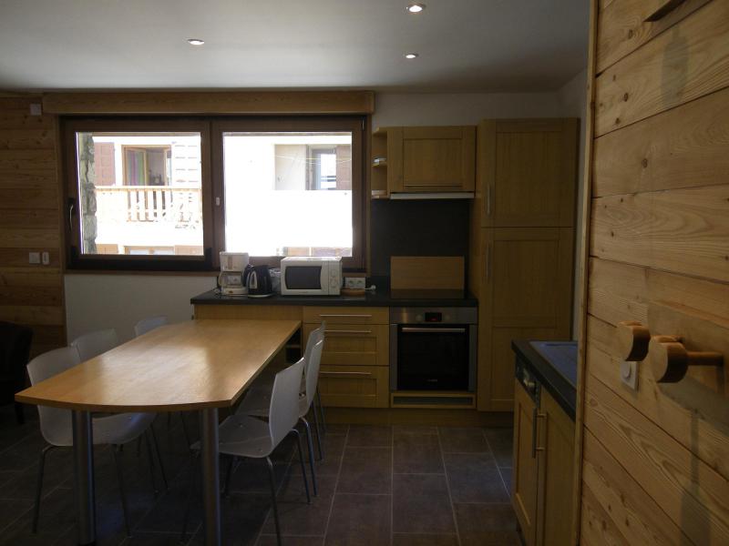 Holiday in mountain resort 3 room duplex apartment 6 people (1) - Chalet les Pins - Valloire - Living room