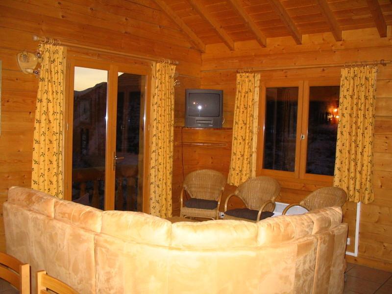 Holiday in mountain resort Chalet les Sapins - Alpe d'Huez - Living area
