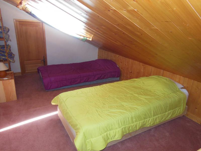 Holiday in mountain resort 6 room apartment 10 people (CH) - Chalet les Soldanelles - Champagny-en-Vanoise - Bedroom