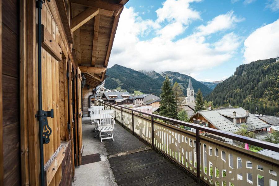 Holiday in mountain resort 6 room chalet sleeping corner 14 people - Chalet Lou Bochu - Châtel - Summer outside