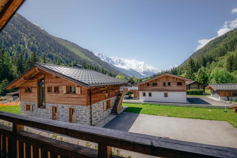 Holiday in mountain resort Chalet Marius - Chamonix - Balcony