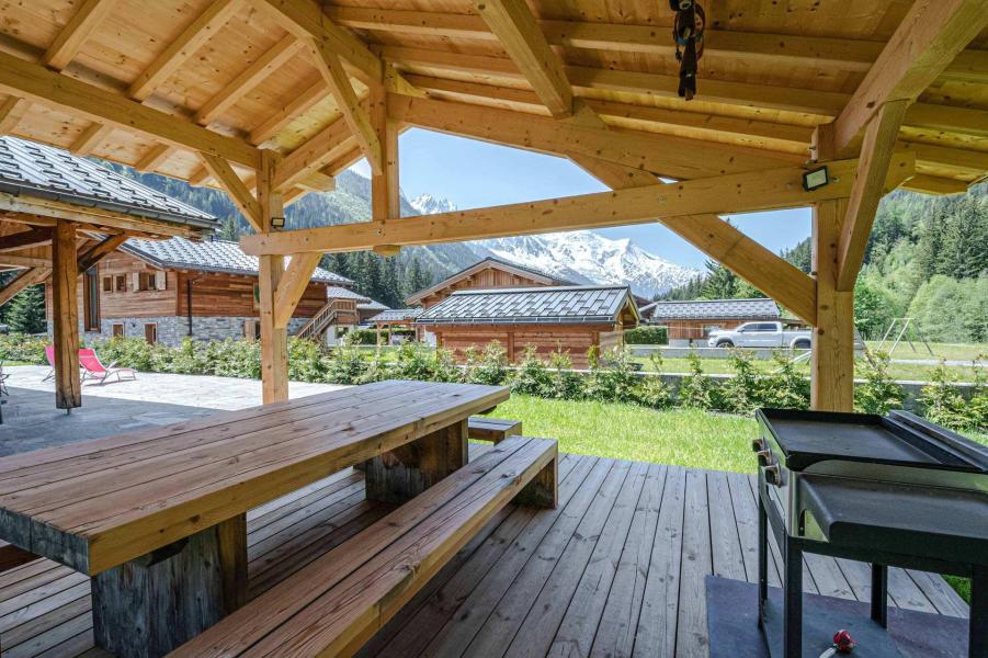 Holiday in mountain resort Chalet Marius - Chamonix - Terrace