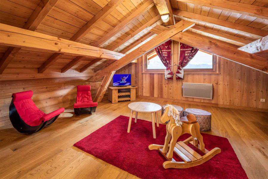 Holiday in mountain resort Chalet Marmotte - Alpe d'Huez - Living room