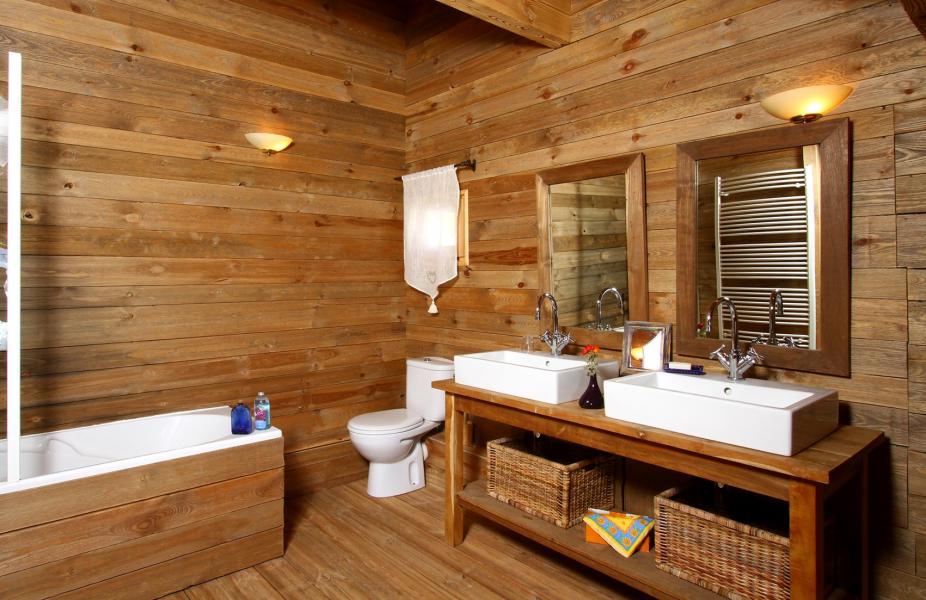 Holiday in mountain resort Chalet Mélusine - Alpe d'Huez - Bathroom