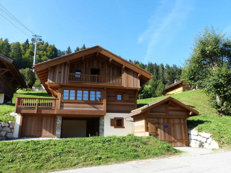 Wynajem na narty Chalet Mon Alpe - La Clusaz - Na zewnątrz latem