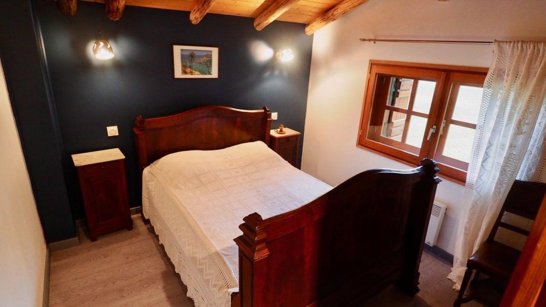 Vakantie in de bergen Chalet duplex 5 kamers 6 personen - Chalet Monin - Valfréjus - Kamer