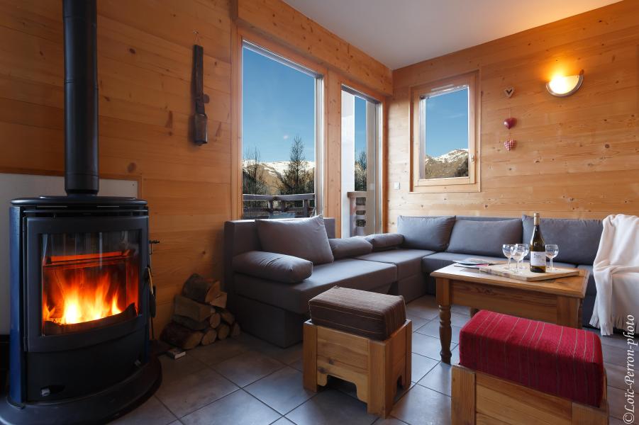 Holiday in mountain resort 7 room chalet 12 people (MTGSIN) - Chalet Montgésin - Montalbert - Living room