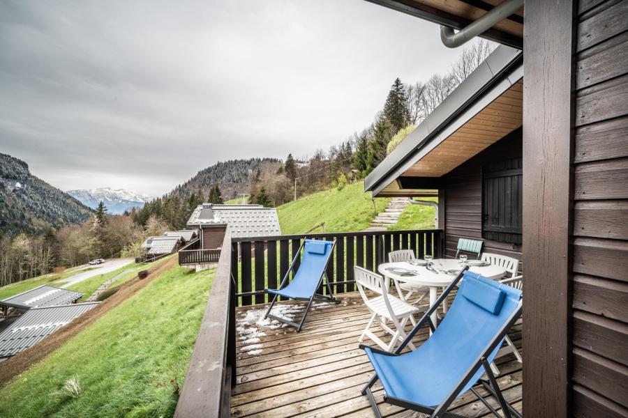 Holiday in mountain resort Semi-detached 2 room chalet 6 people - Chalet Moudon - Les Gets - Balcony