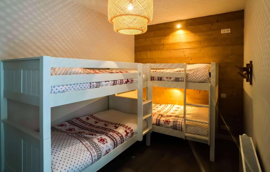 Holiday in mountain resort Chalet Natural Lodge - La Plagne - Bunk beds