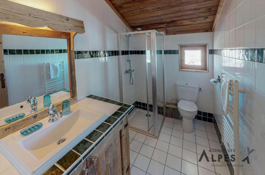 Vacances en montagne Chalet triplex 8 pièces 15 personnes - Chalet Nécou - Les Menuires - Salle de bain