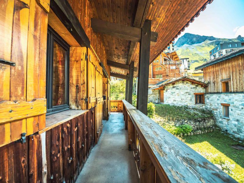 Wakacje w górach Apartament 4 pokojowy z antresolą 8 osób (06) - Chalet Névé - Tignes - Balkon