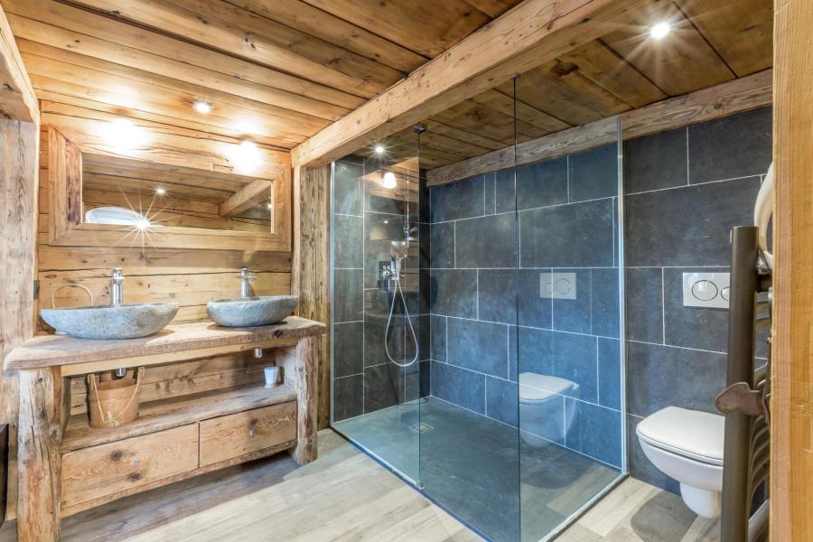 Holiday in mountain resort 6 room chalet 10 people - Chalet Noisetiers - La Clusaz - Shower room