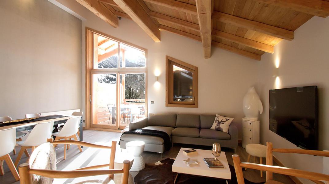 Holiday in mountain resort Chalet Nuance de Gris - Alpe d'Huez - Living room