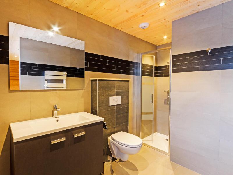 Holiday in mountain resort Chalet Paradise Star - Montchavin La Plagne - Shower room