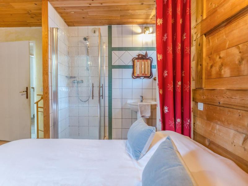 Holiday in mountain resort 5 room triplex chalet 8 people - Chalet Piccola Pietra - Peisey-Vallandry - Bedroom