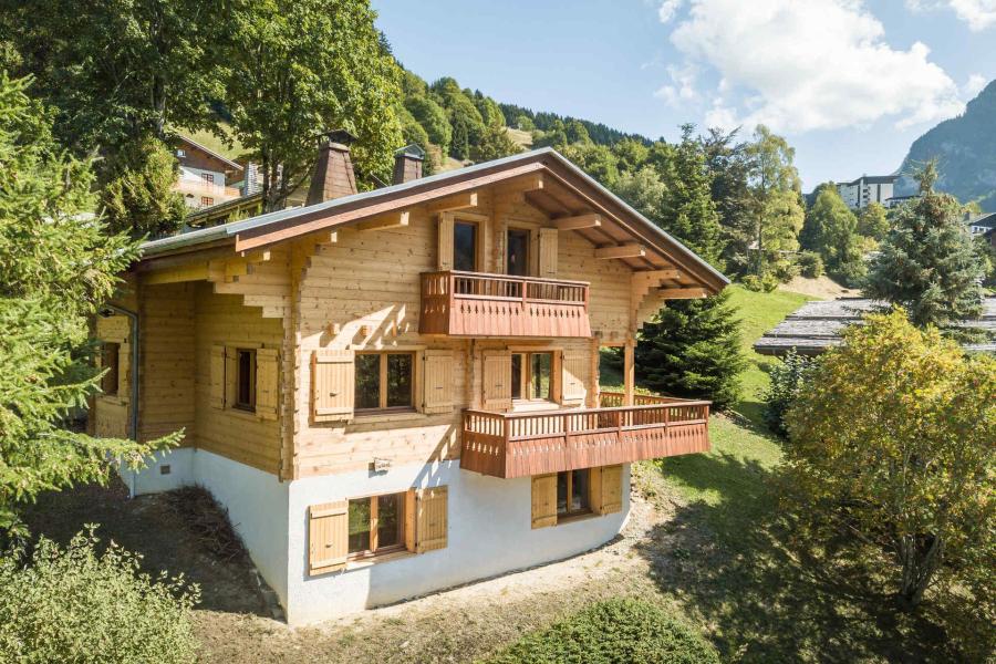 Skiverleih 5 Zimmer Chalet für 8 Personen (06) - Chalet Pistes Du Soleil 6 Bartavelles - La Clusaz - Draußen im Sommer