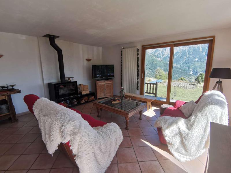 Holiday in mountain resort 8 room duplex chalet 18 people - Chalet Pra Prunier - Réallon - Accommodation