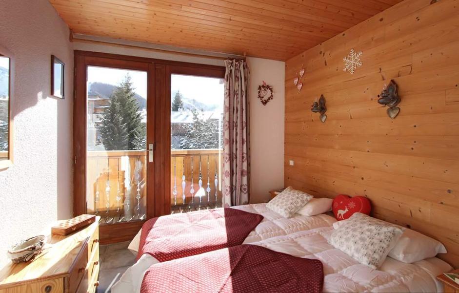 Holiday in mountain resort Chalet Sabot de Vénus - Les 2 Alpes - Bedroom