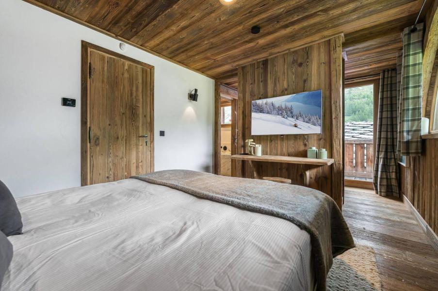 Holiday in mountain resort 5 room triplex chalet 10 people - Chalet Tasna - Val d'Isère - Bedroom