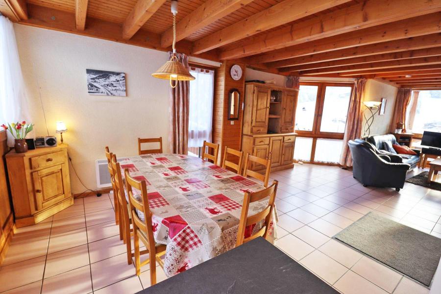 Vakantie in de bergen Appartement triplex 5 kamers 10 personen - Chalet Télémark - Les Gets - Woonkamer