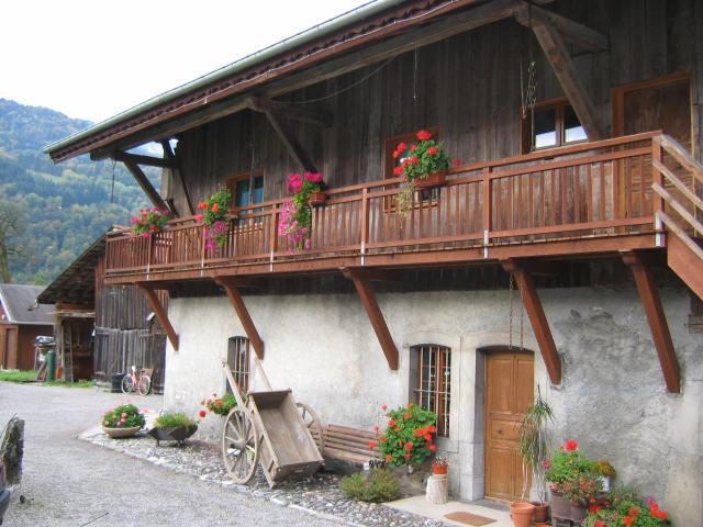 Vacances en montagne Chalet Victor - Samoëns - Extérieur été